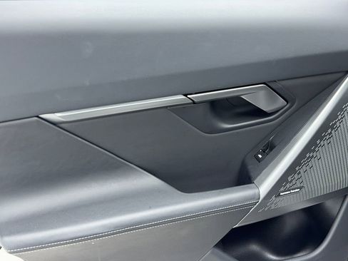 Used 2024 BMW 530i image 44