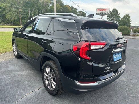 Certified 2024 GMC Terrain SLT image 6