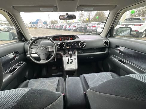 Used 2012 Scion xB image 10