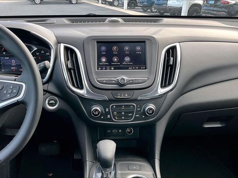 Certified 2023 Chevrolet Equinox LT FWD image 14
