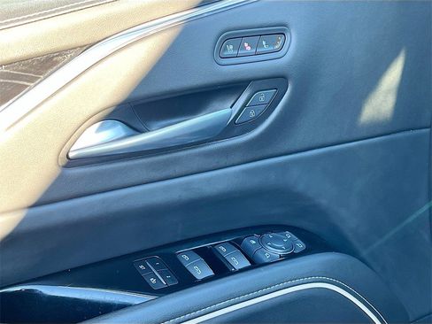 Certified 2024 Cadillac Escalade ESV Sport image 16