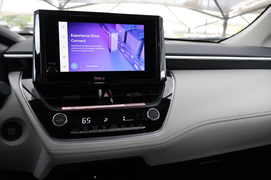 New 2026 Toyota Corolla Cross LE AWD/4WD image 38