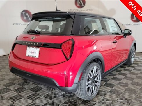 New 2025 MINI Cooper S image 2