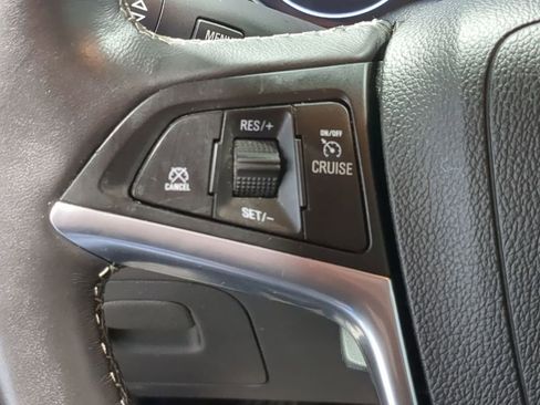 Used 2017 Buick Encore Essence FWD image 29