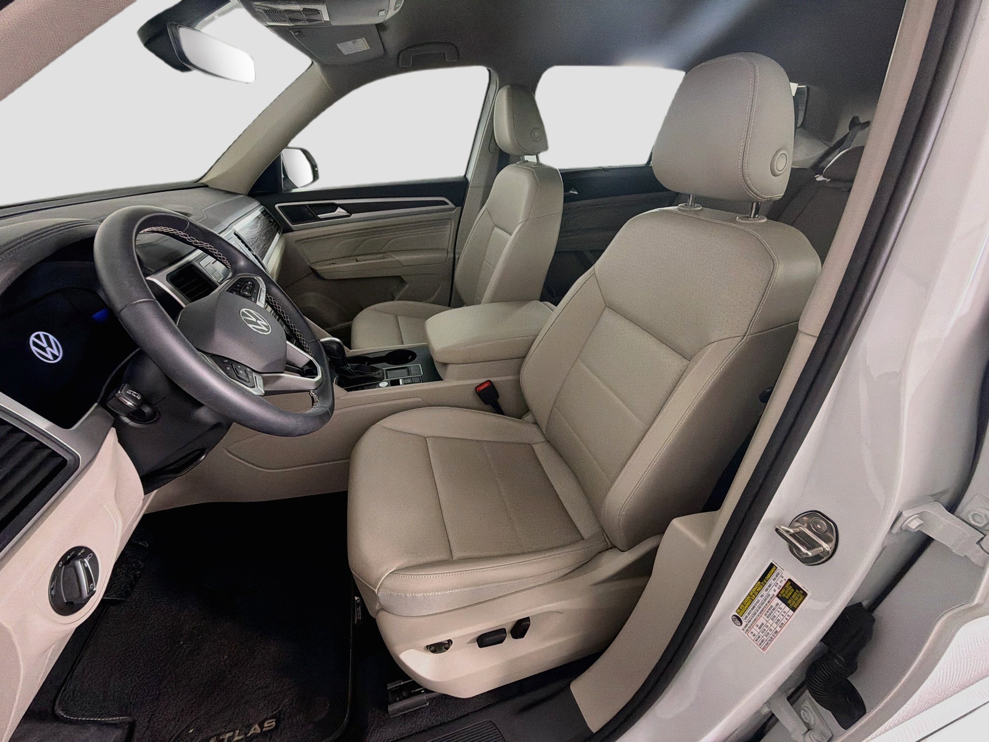 Used 2023 Volkswagen Atlas SE FWD image 13