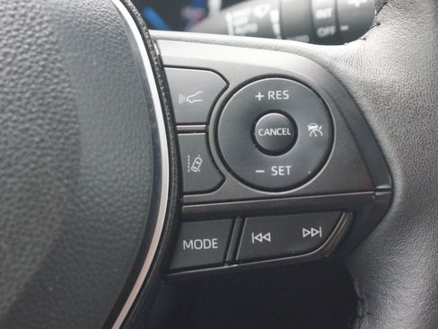 Used 2025 Toyota RAV4 XLE w/ Weather Package AWD/4WD image 11