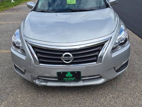Used 2013 Nissan Altima 2.5 S FWD image 2