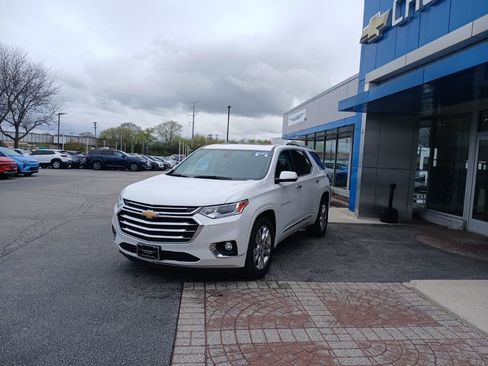 Certified 2020 Chevrolet Traverse High Country w/ LPO, Floor Liner Package AWD/4WD image 3
