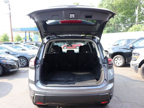 Used 2024 Nissan Rogue S AWD/4WD image 48
