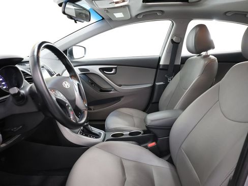 Used 2015 Hyundai Elantra Limited w/ Option Group 05 FWD image 13