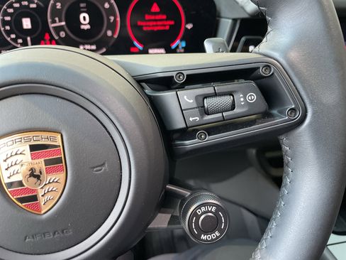 Used 2026 Porsche Cayenne GTS image 21