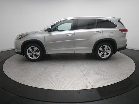 Used 2017 Toyota Highlander Limited AWD/4WD image 24