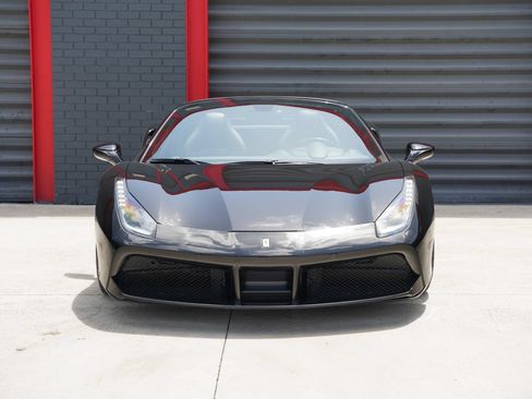 Used 2016 Ferrari 488 Spider RWD image 4