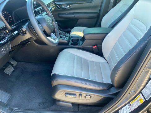 Used 2024 Honda CR-V Sport Touring image 11