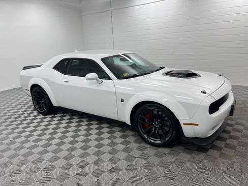 Used 2021 Dodge Challenger R/T Scat Pack RWD image 4
