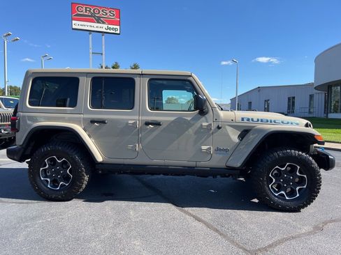 Used 2022 Jeep Wrangler Unlimited Rubicon 4xe w/ Cold Weather Group image 25