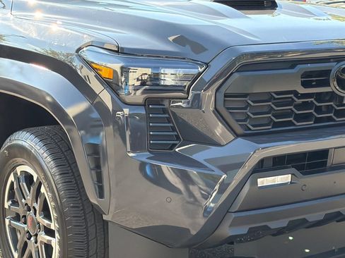 Used 2026 Toyota Tacoma TRD Sport w/ TRD Sport Premium Package AWD/4WD image 11