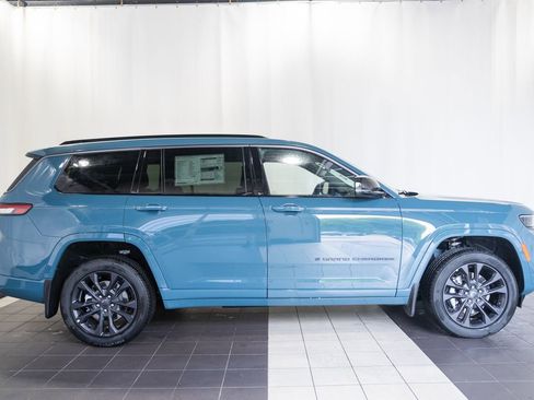 New 2026 Jeep Grand Cherokee L Limited AWD/4WD image 3