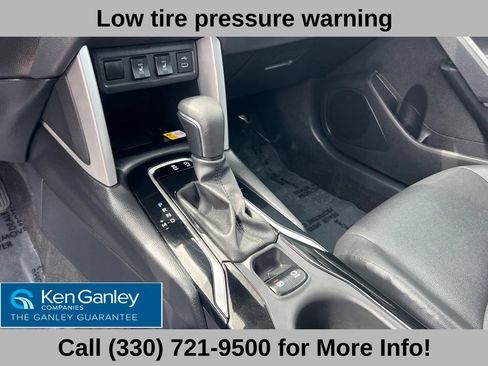Used 2023 Toyota Corolla Cross XLE w/ Convenience Package FWD image 34