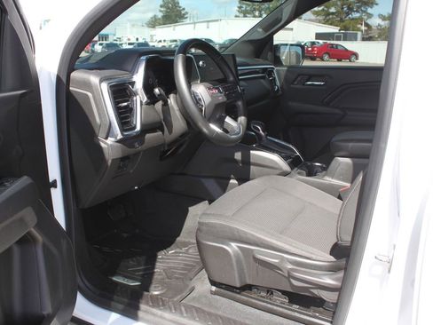 Used 2023 GMC Canyon Elevation w/ Convenience Package RWD image 12