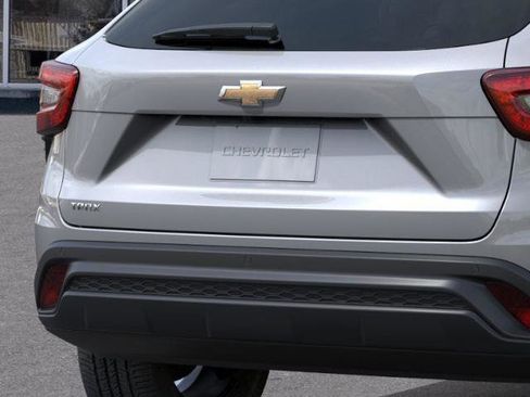 New 2026 Chevrolet Trax LS w/ LS Convenience Package image 36