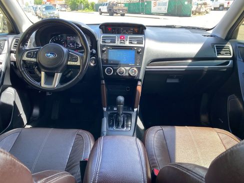 Used 2018 Subaru Forester 2.5i Touring w/ Popular Package #3B AWD/4WD image 18