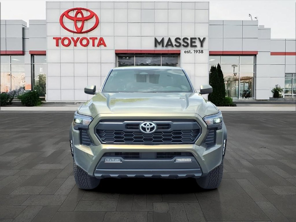 Used 2025 Toyota Tacoma TRD Off-Road AWD/4WD image 8