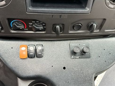 Used 2017 Ford E-450 and Econoline 450 Super Duty w/ Shuttle Bus Prep Package image 10