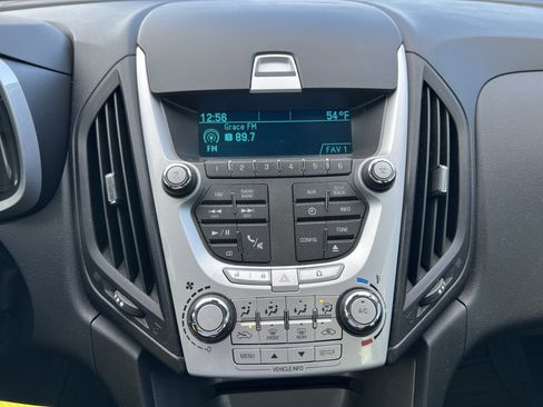 Used 2013 Chevrolet Equinox LS image 6