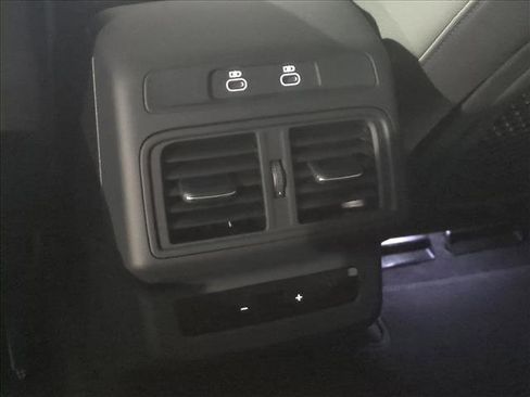 Certified 2025 Audi Q5 Premium Plus w/ Premium Plus image 18