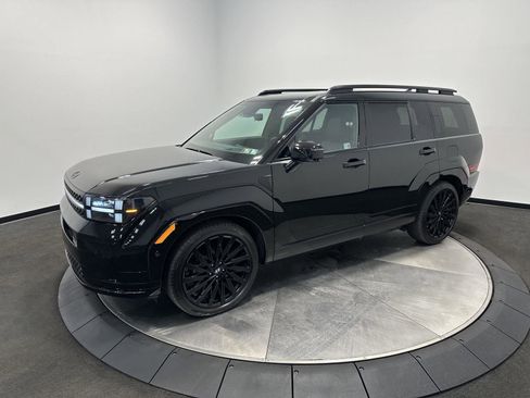 Certified 2025 Hyundai Santa Fe Calligraphy image 4