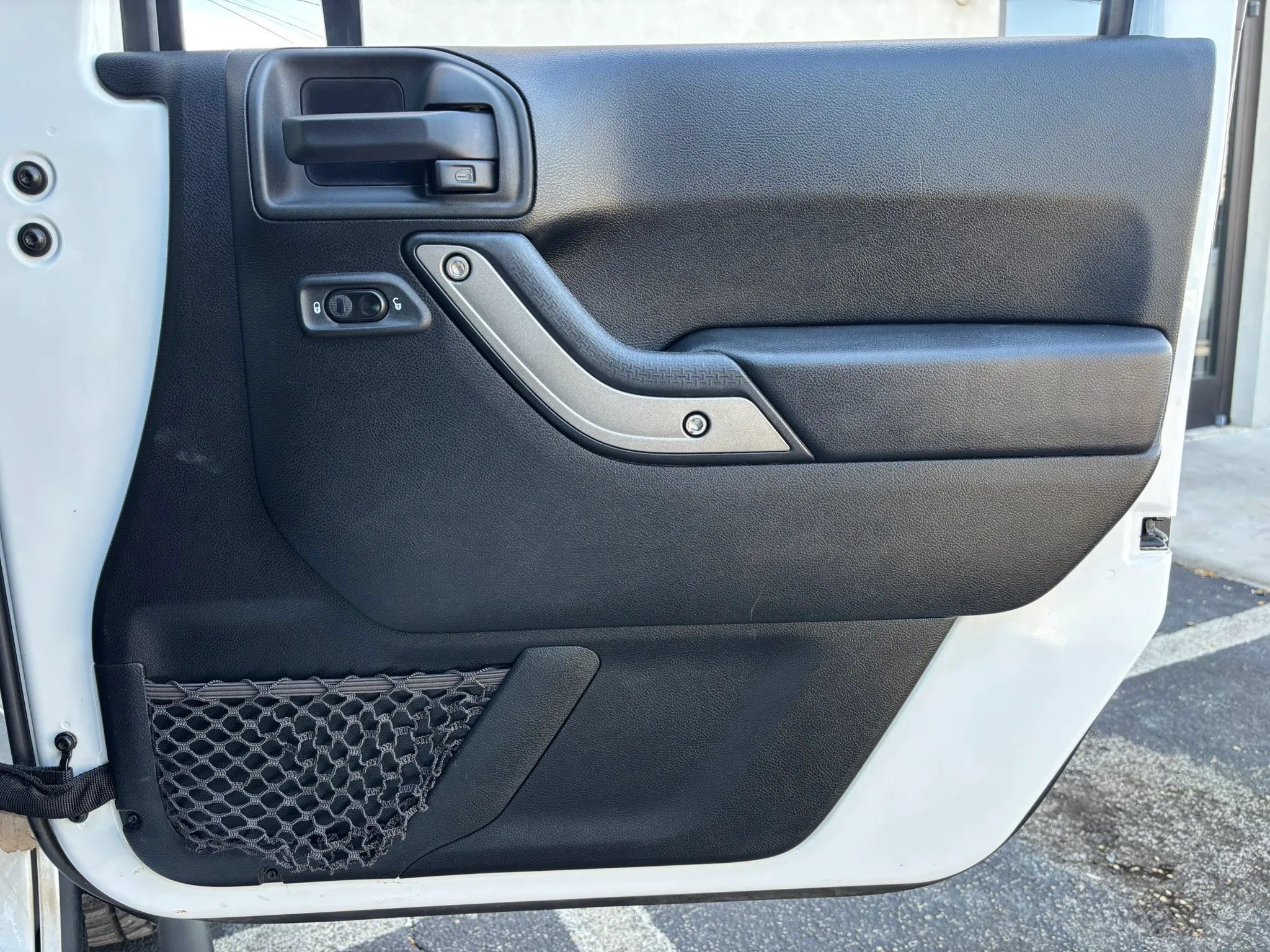 Used 2018 Jeep Wrangler Unlimited Sport S AWD/4WD image 36