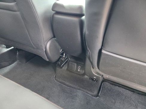 Used 2022 Chevrolet TrailBlazer RS w/ Technology Package FWD image 15