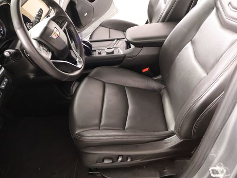 Used 2025 Cadillac XT6 Premium Luxury w/ Technology Package FWD image 11