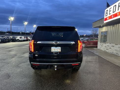 Used 2021 Chevrolet Tahoe High Country w/ Premium Package image 5