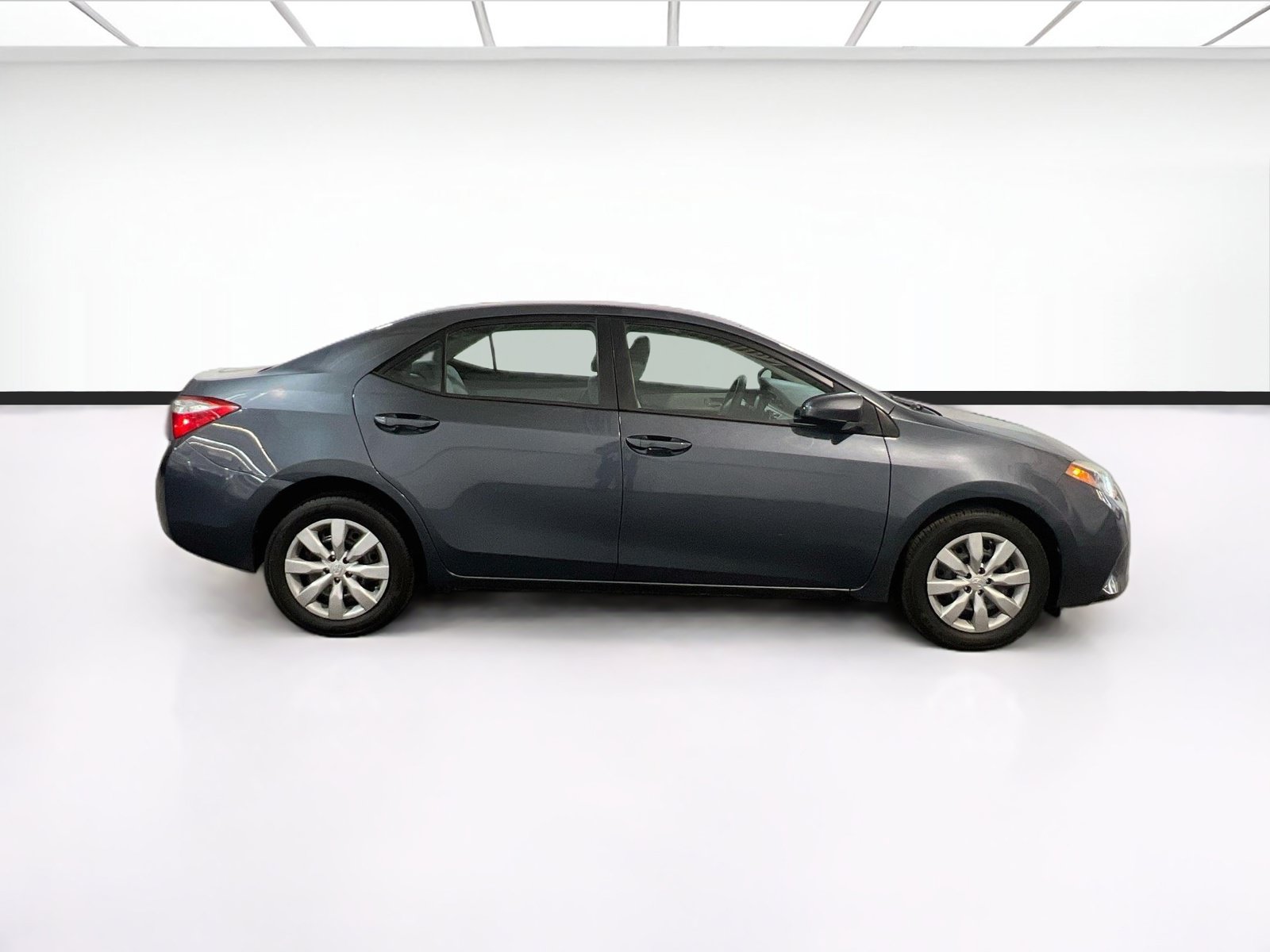 Used 2014 Toyota Corolla LE FWD image 22