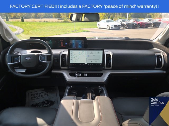 Used 2025 Ford Expedition Max Active AWD/4WD image 31