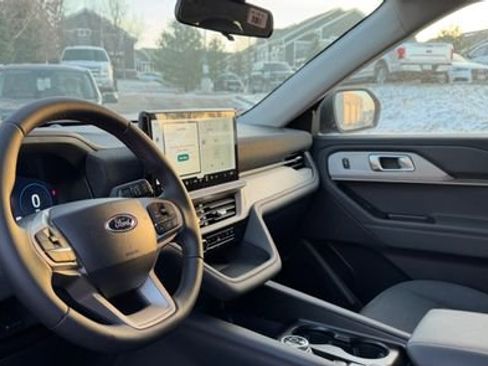 New 2026 Ford Explorer Active w/ Active Comfort Package image 20