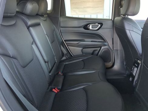 New 2026 Jeep Compass Latitude image 7