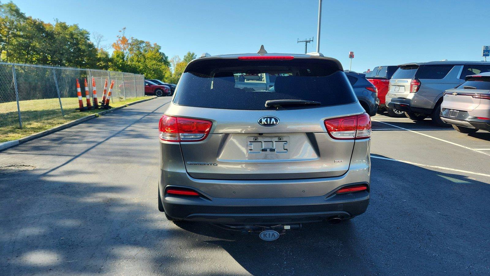Used 2016 Kia Sorento FWD w/ LX Convenience Package image 7