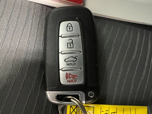 Used 2014 Hyundai Sonata Hybrid image 47