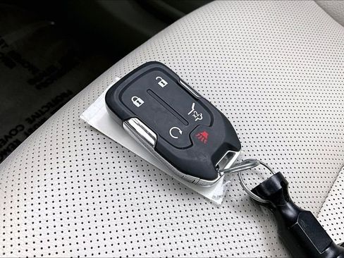 Used 2023 GMC Terrain Denali w/ Denali Premium Package AWD/4WD image 11