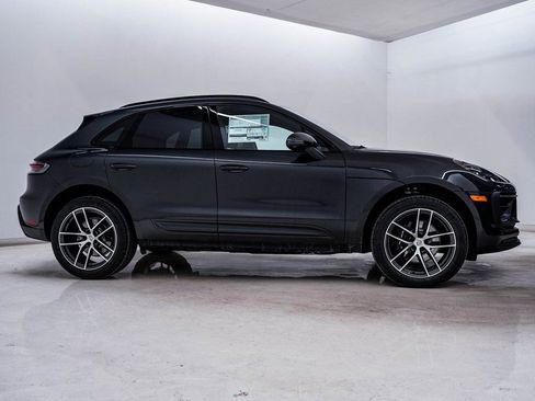 New 2026 Porsche Macan image 9