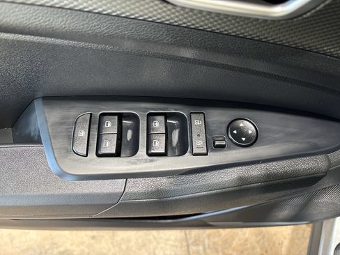Used 2024 Kia Sportage LX FWD image 13