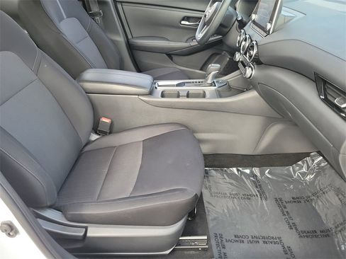 Used 2024 Nissan Sentra SV image 16