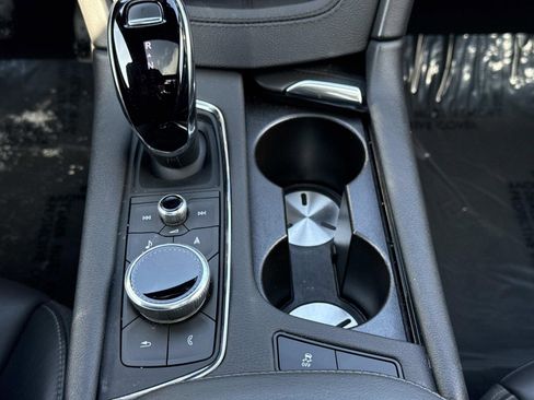 Used 2024 Cadillac XT6 Premium Luxury image 13