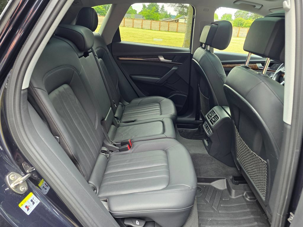 Used 2018 Audi Q5 Prestige w/ Premium Plus Package AWD/4WD image 23