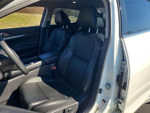 Used 2021 Nissan Maxima 3.5 SV w/ Floor Mat Group image 19