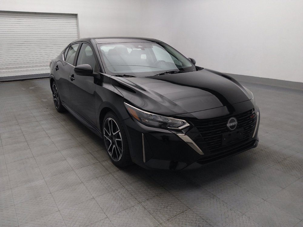 Used 2025 Nissan Sentra SR FWD image 13