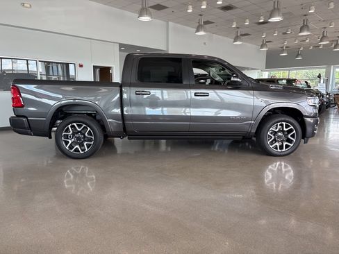 New 2026 RAM 1500 Laramie w/ Laramie Southwest Edition AWD/4WD image 6
